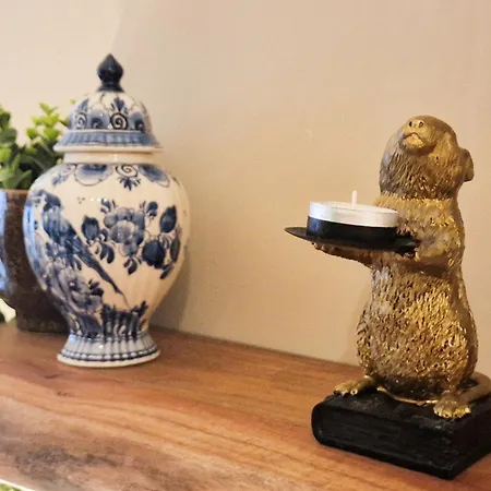 Have A Stay! - Le Souterrain *